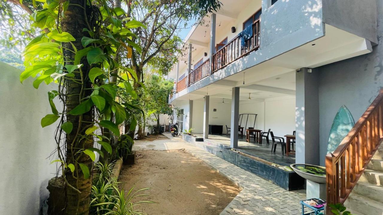 The Point Mirissa Hotel Exterior photo